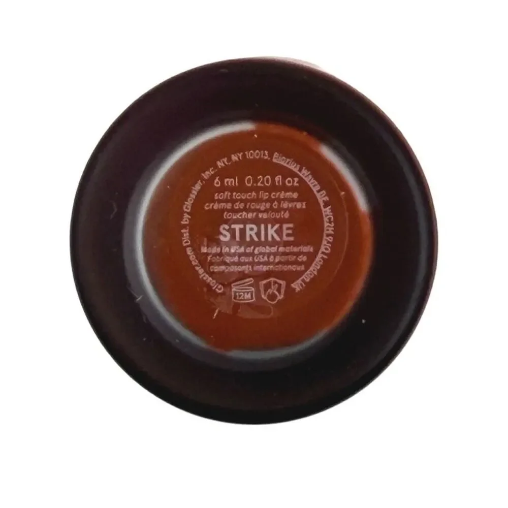 Glossier G Suit Soft Touch Lip Crème - 6 ml / 0.20 fl oz - Strike
